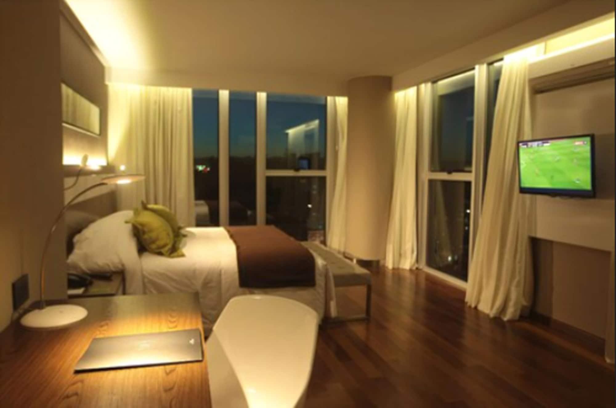 Yrigoyen 111 Hotel Cordoba Dış mekan fotoğraf